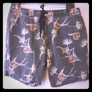 Sunrise Kingdom Mens Medium Floral Shorts